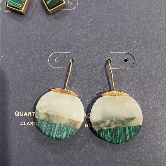 Universal Thread Earring Set - Picture 4 of 5